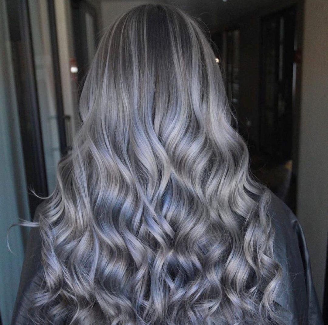 Mattie Silver Gray - Vegana Coloración Semipermanente Coloración Directa Crema De Coloración 210 ml